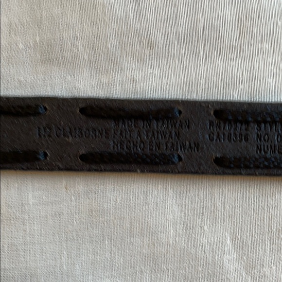 Liz Claiborne Belt - Picture 5 of 7